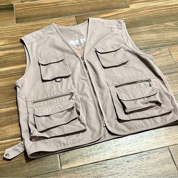 Harley-Davidson Gray Vest with Orange Accents - Picture 4 of 9